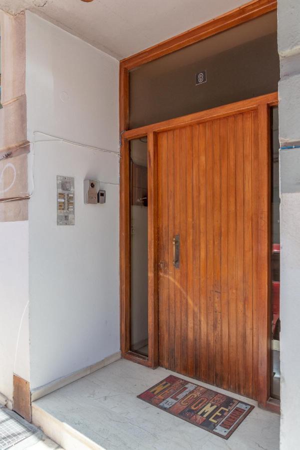 Modern Studio Near Downtown Ираклион Экстерьер фото